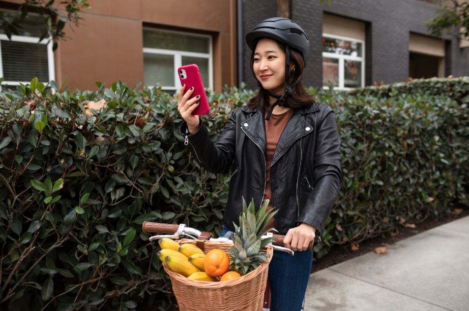 Why Gen Z Is Photographing Their Groceries